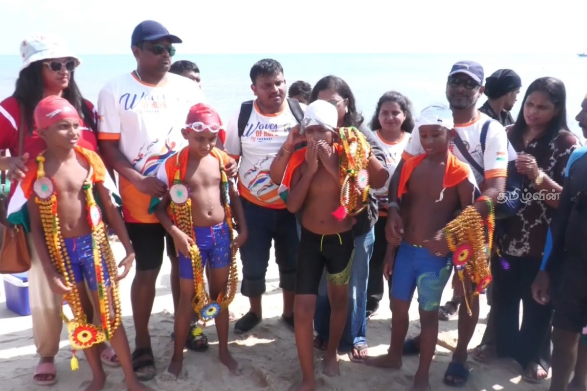 தனுஷ்கோடி - தலைமன்னார் கடலில் 18 மணி நேரம் நீந்தி சாதனை படைத்த நான்கு மாற்றுதிறனாளிகள் | Four Differently Abled People Who Swam 18 Hours