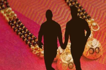 ஆணுக்கு தாலி கட்டிய ஆண்... தெலங்கானாவில் குடிபோதையில் நடந்த கூத்து