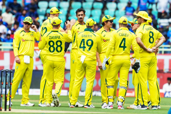 2வது ஒரு நாள் போட்டி; இந்திய அணி படுதோல்வி - ஆஸ்திரேலியா அபார வெற்றி - தமிழ்நாடு