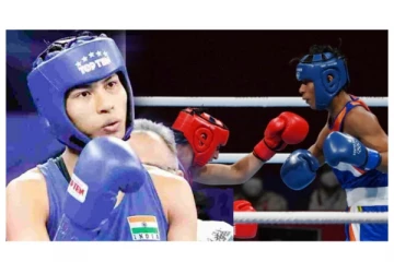 டோக்கியோ ஒலிம்பிக் - சும்மா பட்டுன்னு பஞ்ச் விட்டு சாய்த்த இந்தியாவின் இளம் பாக்ஸர் - காலிறுதிக்கு முன்னேறினார்!