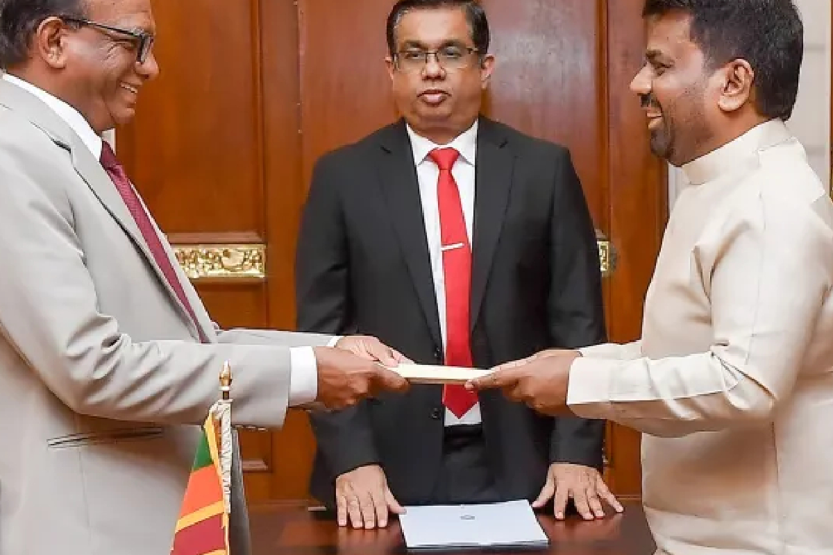 நிலக்கரி இறக்குமதி தொடர்பில் கடுமையான கட்டுப்பாடுகள் | Strict Restrictions On Coal Imports