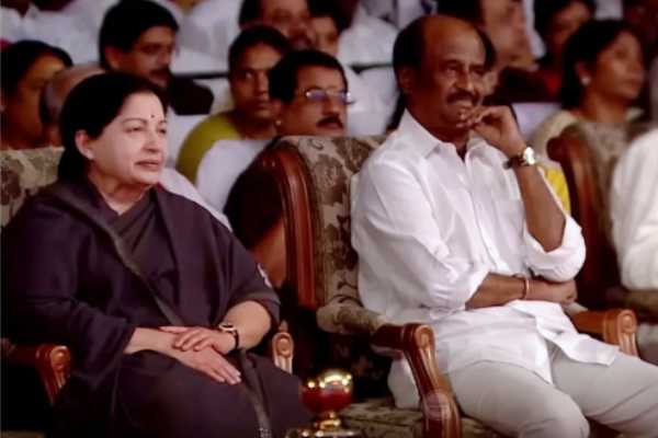 விருது விழாவிற்கு லேட்டா வந்த ஜெயலலிதா!! முகத்தில் அடித்த மாதிரி ரஜினி செய்த செயல்... | Rajinikanth S Angry Reaction To Jayalalithaa