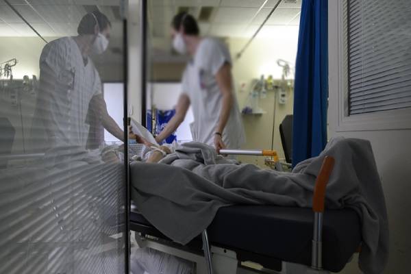 பிரான்ஸ் மருத்துவரின் கொடூர செயல்! நீதிமன்றம் பிறப்பித்த உத்தரவு | Life Imprisonment For Murdering 12 Patients