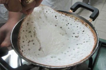 சோடா சேர்க்காமல் சுவையான பச்சரிசி அப்பம்! சுகர் நோயாளிகளும் விரும்பி ருசிக்கலாம்