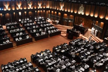 சர்வக்கட்சி அரசாங்கம் அமைக்கப்படாது:சர்வக்கட்சி வேலைத்திட்டம் குறித்து கவனம் செலுத்தும் ஜனாதிபதி