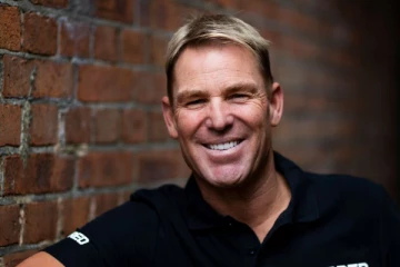 ஷேன் வார்னே திடீர் மரணம்.. மிகப்பெரிய ஷாக், நம்பவே முடியல: சினிமா நட்சத்திரங்கள் இரங்கல்