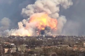 உக்ரைனின் முக்கிய எரிபொருள் கிடங்கை தாக்கி அழித்த ரஷ்யா! (Video)