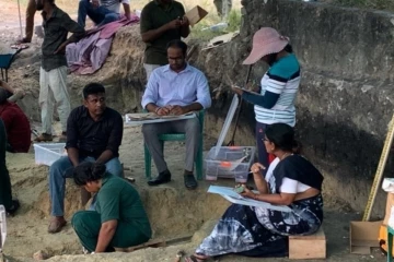 බිහිසුණු අනාවරණයක් - සෙම්මනි මිනිස් සුසාන භූමියේදී ළදරුවෙකු ඇතුළු තවත් අස්ථි කොටස්
