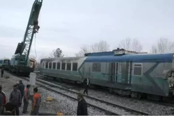 ரெயில் விபத்தில் 50-க்கும் மேற்பட்டவருக்கு நேர்ந்த கதி!