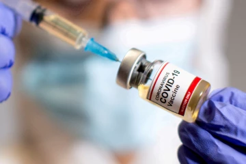 “இது வேலைக்கு ஆகாது போல”  - இன்று முதல் வீடு, வீடாக கொரோனா தடுப்பூசி போடும் திட்டம் தொடக்கம்