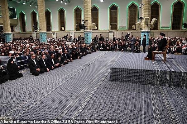 வெளிநாடொன்றில் அமெரிக்கத் தளபதிகள் தங்கும் ஹொட்டல் ஒன்றை குறி வைத்த ஈரானின் IRGC | Irgc Threatened Us Forces