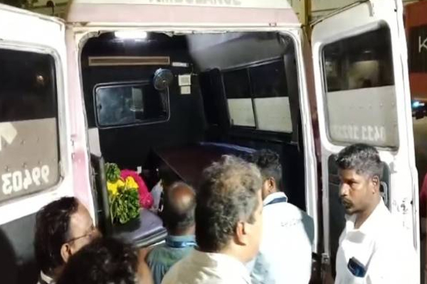 இலங்கைக்கு கொண்டு செல்லப்பட்ட மறைந்த ஈழத் தமிழர் சாந்தனின் உடல்! | Santhan S Body Flown To Sri Lanka Last Night