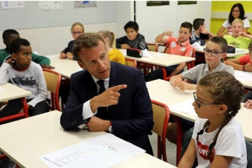 பிரான்ஸில் பாடசாலை மாணவர்களுக்கு மகிழ்ச்சித் தகவலை வெளியிட்ட அரசாங்கம்!