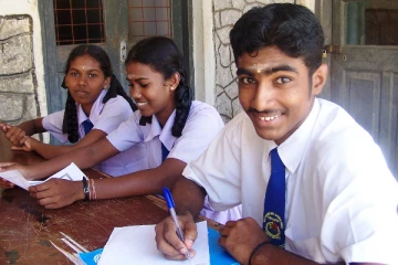 80 சதவீத பாடசாலை வருகை கட்டாயம்!