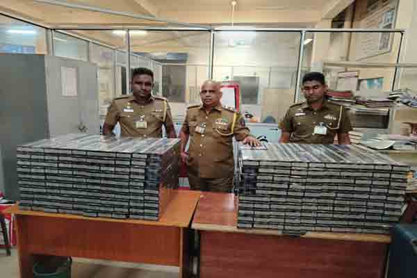 வெளிநாட்டிலிருந்து வந்த வர்த்தகர்கள் விமான நிலையத்தில் கைது | Visitors From Abroad Arrested In Colombo