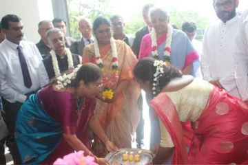 யாழில் இந்திய ஸ்டேட் வங்கியினை திறந்து வைத்த இந்திய நிதியமைச்சர் (படங்கள்)