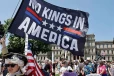அமெரிக்கா முழுவதும் வெடித்த No Kings போராட்டம்... முழுமையான பின்னணி