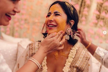 திருமணமாகிய நடிகையிடம் இதையெல்லாமா கேப்பீங்க! சர்ச்சையை ஏற்படுத்தி பிரபலம்..