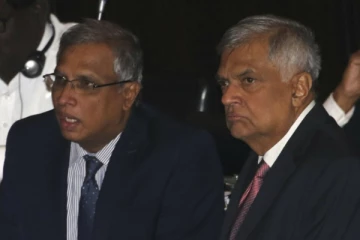 ரணில் பாரம்பரியத்தையும், சுமந்திரன்  ஒழுங்கையும் மீறினரா ..!  தீர்ப்பு வழங்கப்போகும் சபாநாயகர்!