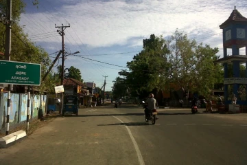 மட்டு. அரசடி கிராம சேவகர் பிரிவில் ஆறு வீதிகள் விடுவிப்பு - இரு வீதிகள் தொடர்ந்தும் முடக்கம்