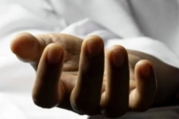 මෝර ප්‍රහාරයකින් 16 හැවිරිදි දැරියක් ජිවිතක්ෂයට.