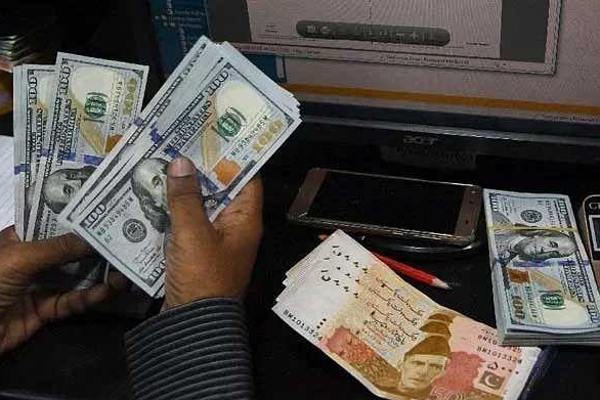 வரலாறு காணாத வீழ்ச்சி: சிக்கிக்கொண்ட பாகிஸ்தான் - ஒரு டாலர் 262 ரூபாய் | Pak Currency Plunges To 262 Against Dollar