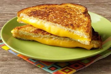 5 நிமிடத்தில் சுவையான சீஸ் பிரெட் சாண்ட்விச் செய்ய வேண்டுமா?