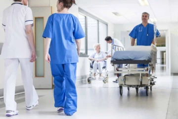 தந்தைக்கும் பாட்டிக்கும் தகராறு; மகளுக்கு நேர்ந்த கதி