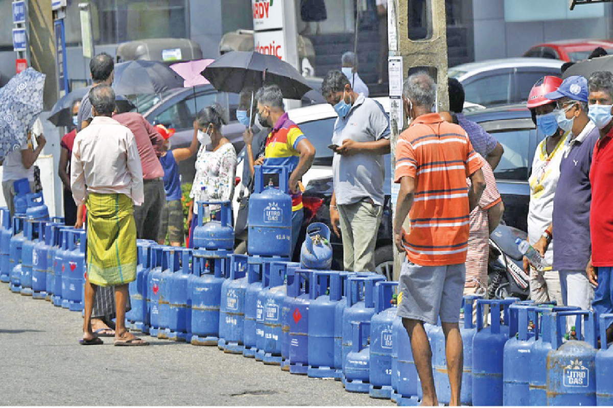 விலை அதிகரித்தும் தொடரும் எரிவாயு பறறாக்குறை | Gas Shortage Continues