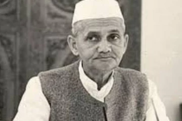 நாடுகாத்த நல்லவர் : எளிய மனிதன் பிரதமர் ஆன கதை