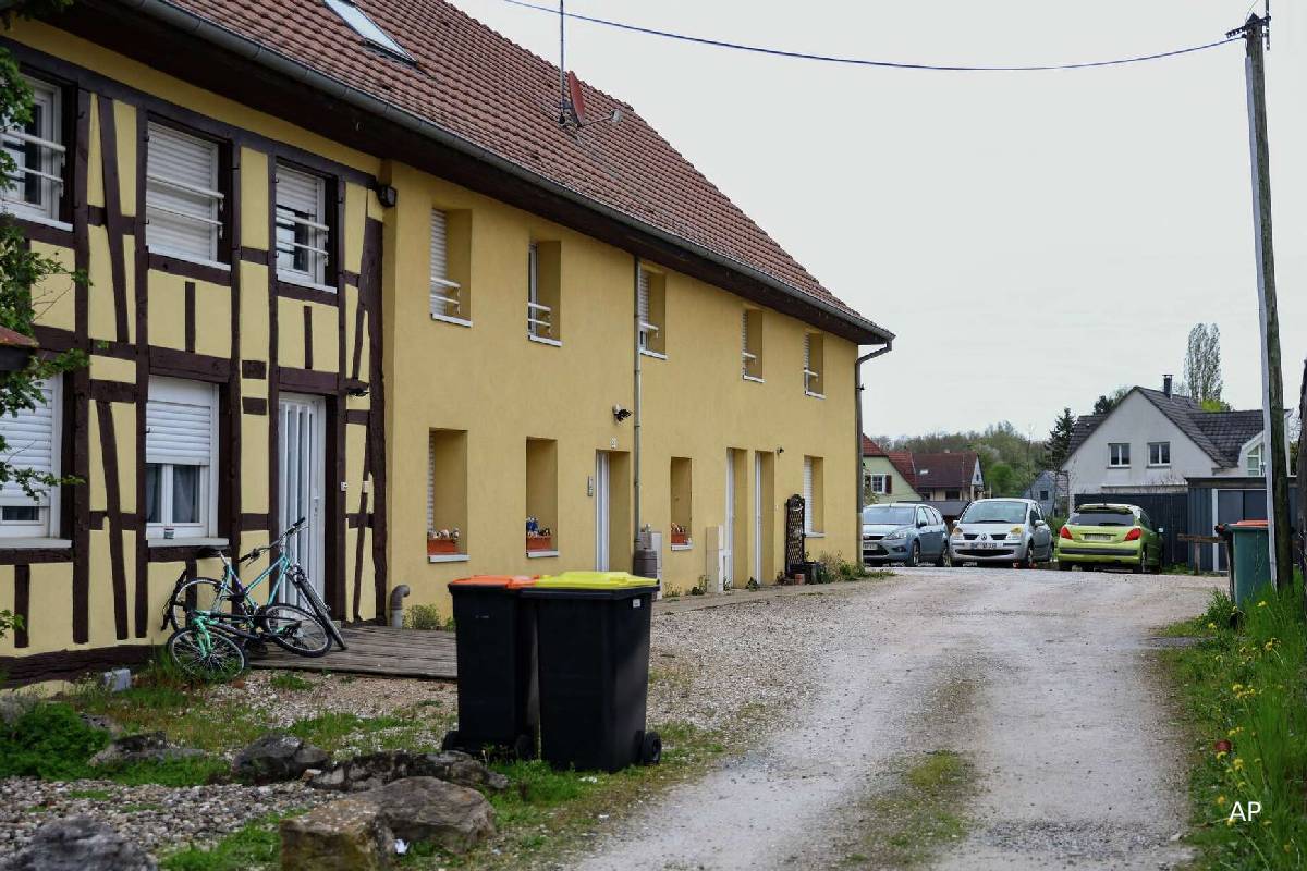 தந்தை ஒருவரின் கொடுஞ்செயலால்... பிரெஞ்சுச் சிறுவனுக்கு கிடைத்த வாழ்நாள் தண்டனை | French Boy Locked Father Van