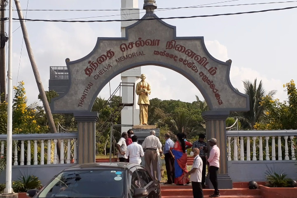 இலங்கை தமிழரசுக்கட்சியின் ஸ்தாபகத் தலைவர் எஸ்.ஜெ.வி செல்வநாயகத்தின்  ஜனன தினம் அனுஷ்டிப்பு | 124Th Birthday Sjv Selvanayagam President