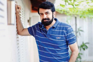 ஒளிப்பதிவாளரும், இயக்குனருமான ராஜீவ் மேனன் மகளா இவர்?- இப்படியொரு படத்தில் அறிமுகமாகிறாரா?