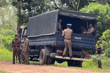 கடும் எதிர்ப்பிற்கு மத்தியிலும் குருந்தூர் மலையில் உதய கம்மன்பில (Video)