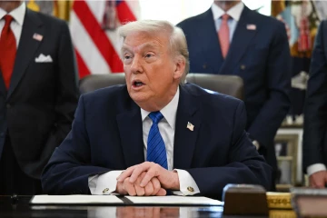 යුද්ධෙ තව සති ගාණකට ඉවර වෙන් නැති ලකුණු - ලෝකෙම සලිත වෙද්දි ට්‍රම්ප්ගෙන් තවත් දරුණු ප්‍රකාශයක්