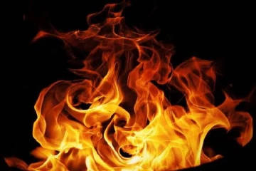 பெண்னொருவர் தீயில் எரிந்த சம்பவம் தொடர்பில் ஒருவருக்கு விளக்கமறியல்