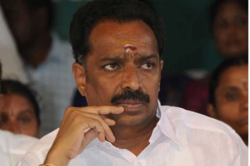 'விசாரணைக்கு எல்லாம் ஆஜராக முடியாது' - அடம் பிடிக்கும் முன்னாள் அமைச்சர்