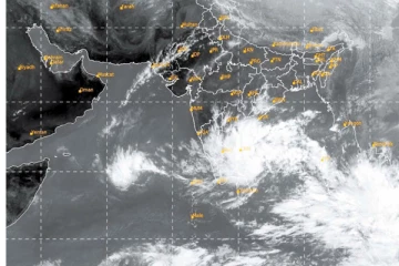 இன்று மாலை கரையை கடக்கிறது காற்றழுத்த தாழ்வு மண்டலம்