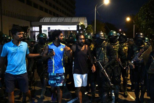 போதைப் பொருளைப் பயன்படுத்தியே படையினர் மூர்க்கத்தனமாகத் தாக்கினர் - அம்பலப்படுத்திய தேரர்! - ஐபிசி தமிழ்