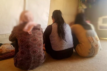 கொழும்பில் பணத்திற்கு விற்பனை செய்யப்படும் இளம் பெண்கள்