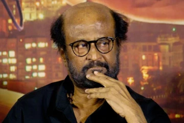 காதல் தோல்வியால் கதறி அழுத ரஜினி.. அந்த பெண்ணுக்காக உயிர் வாழ்கிறாராம்