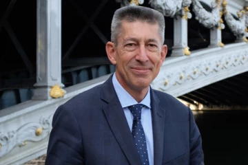 பிரான்ஸ் தூதரை நாட்டை விட்டு வெளியேற்றிய பிரபல ஐரோப்பிய நாடு.. தொடரும் ஐரோப்பிய ஒன்றிய விரோத போக்கு!