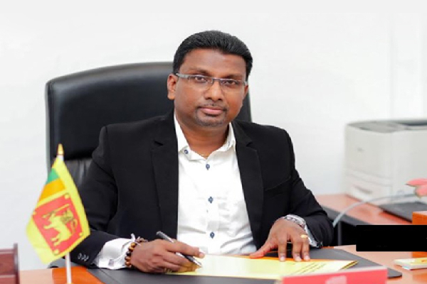 கோட்டாபயவின் முன்னாள் ஊடகப் பணிப்பாளர் கைது | Former Media Director Of Gotabaya Arrested