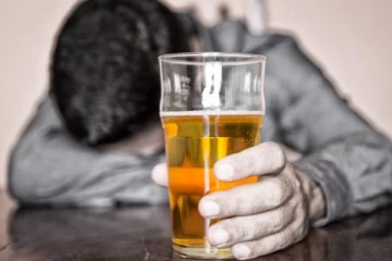 கள்ளச்சாராயம் குடித்த  36 பேர் பரிதாப  பலி