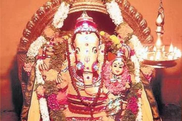 தடைகள் விலகி ஞானம் பெற கட்டாயம் ஒரு முறை தரிசிக்க வேண்டிய உச்சிஷ்ட கணபதி