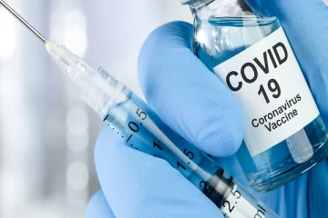 217 முறை கொரோனா தடுப்பூசி செலுத்திக்கொண்ட நபர்