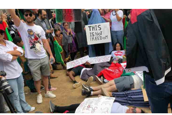 ஆப்கானிஸ்தான் தலிபான்கள் வசம் சென்றதற்கு அமெரிக்காதான் காரணம்: அமெரிக்க வாழ் ஆப்கன் மக்கள் போராட்டம்! | World Viral News