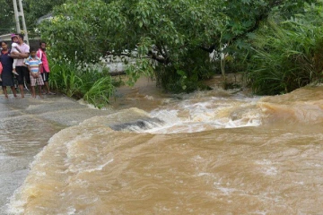 வெள்ள அபாய எச்சரிக்கை 24 மணி நேரத்திற்கு நீடிப்பு