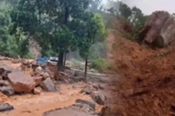 மண்சரிவில் சிக்கிய 22 பேரின் சடலங்கள் மீட்பு! | Sri Lanka Death Count Increase