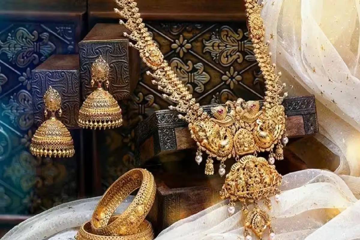 Gold Rate Today: அதிரடியாக குறைந்த தங்க விலை! சவரன் எவ்வளவு? | August 25Th Gold And Silver Price In Chennai Gold Rate Today: அதிரடியாக குறைந்த தங்க விலை! சவரன் எவ்வளவு? | August 25Th Gold And Silver Price In Chennai